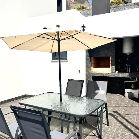 Casa vacanze Casa Yeni Modern Two Bedrooms Arco da Calheta (Madeira)