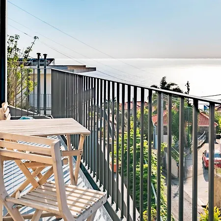 Casa Yeni Modern Two Bedrooms Tatil Evi Arco da Calheta (Madeira)