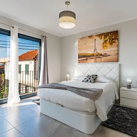 Casa Yeni Modern Two Bedrooms Feriehus Arco da Calheta (Madeira)