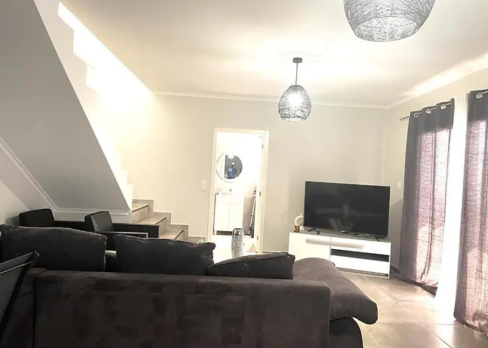 Casa Yeni Modern Two Bedrooms Holiday home Arco da Calheta (Madeira)