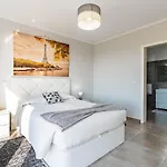 Casa Yeni Modern Two Bedrooms Nyaraló Arco da Calheta