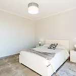 Nyaraló Casa Yeni Modern Two Bedrooms
