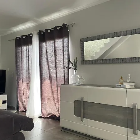 Casa Yeni Modern Two Bedrooms ארקו דה קלחטה