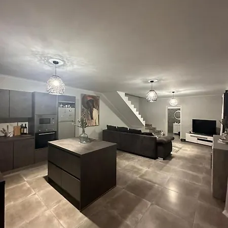 Holiday home Casa Yeni Modern Two Bedrooms *