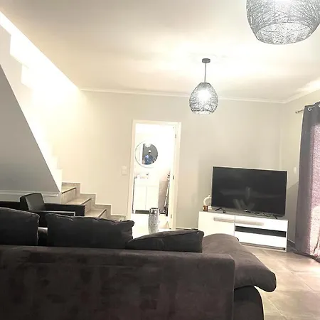 Casa Yeni Modern Two Bedrooms Semesterbostad Arco da Calheta (Madeira)