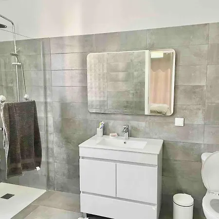 Casa Yeni Modern Two Bedrooms ארקו דה קלחטה