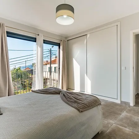 Casa Yeni Modern Two Bedrooms Nyaraló Arco da Calheta