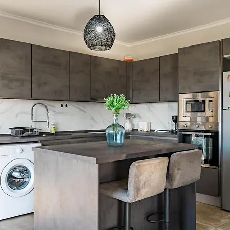 Semesterbostad Casa Yeni Modern Two Bedrooms