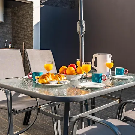 Casa Yeni Modern Two Bedrooms